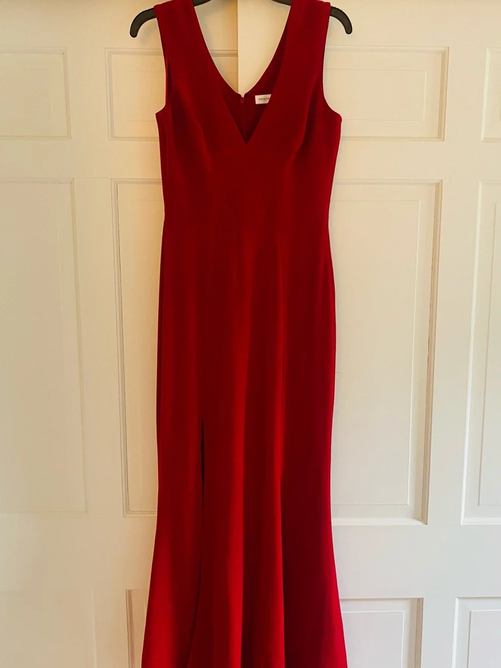 Dress the Population Sandra Plunge Crepe Trumpet Dress